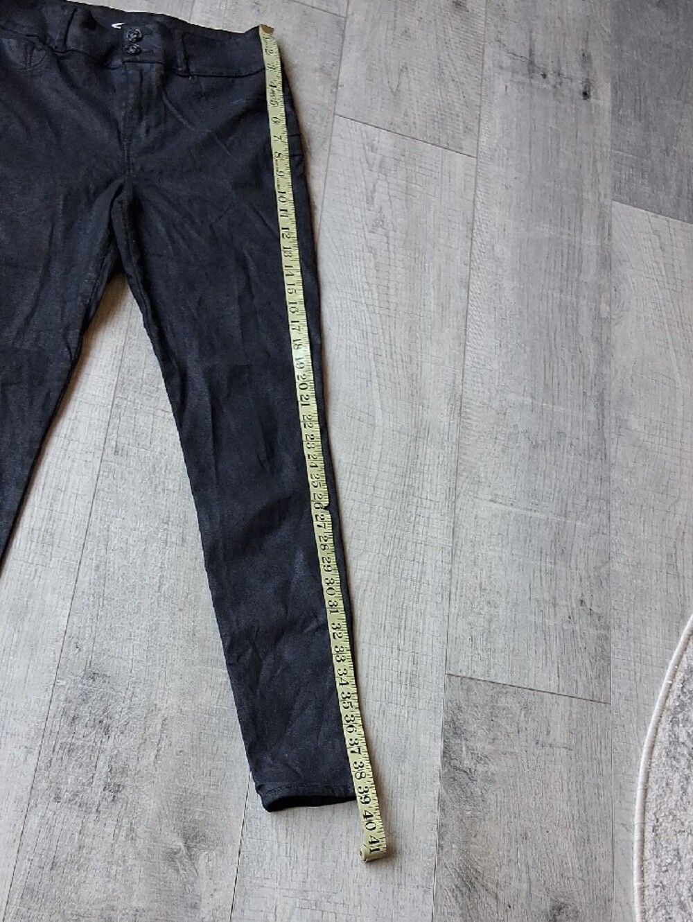 Seven7 Black Coated Skinny Jeans Faux Leather Look Size 10 - Picture 8 of 9